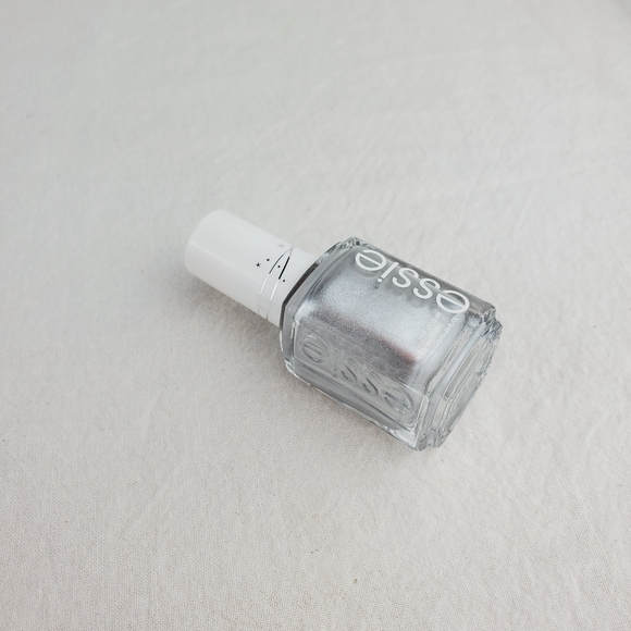 3 FOR $13 🔥Essie nail polish in my orbit 1585 - Picture 2 of 6